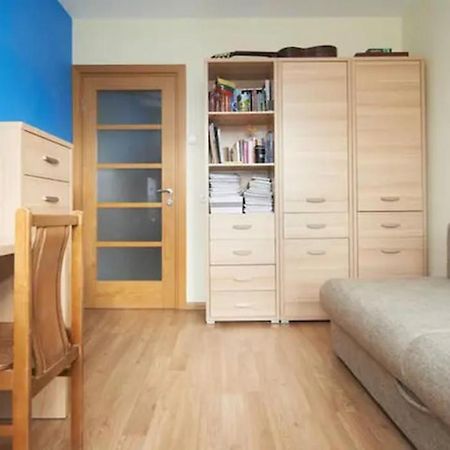 Cozy Private Room In A Three Room Apartment Free Parking Feel Like At Home VNO Dış mekan fotoğraf